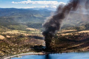 Mosier oil train derailment and fire June 3, 2016